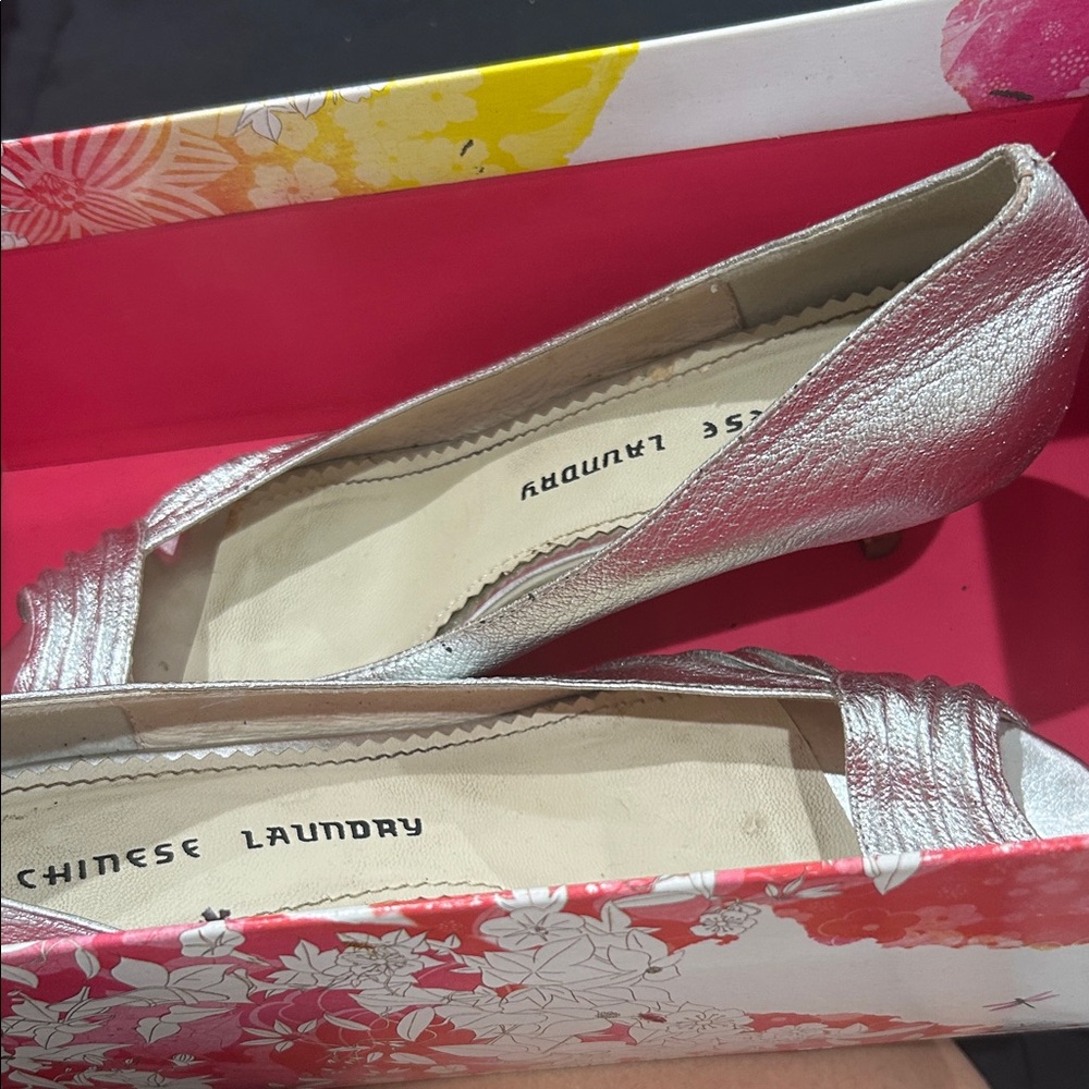 Chinese Laundry Metallic Silver Flats